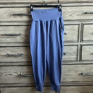 Under Armour fitted workout pants